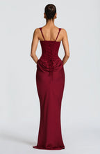 Women's fitted open-back square-neck evening dress