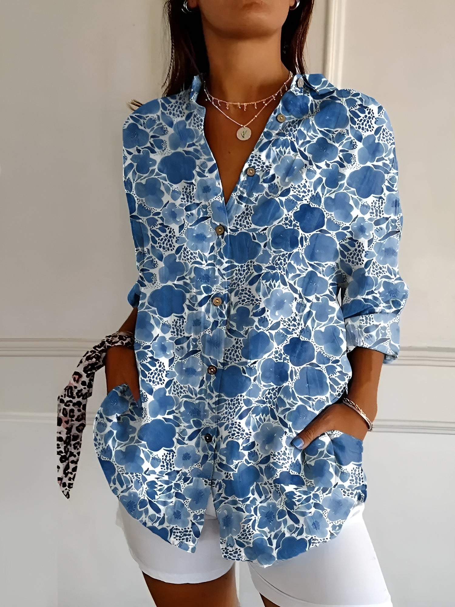 Women's floral print button-front blouse