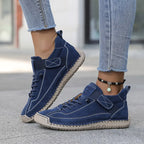 Women's lace-up low-top casual sneakers