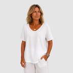 Women's oversized v-neck t-shirt