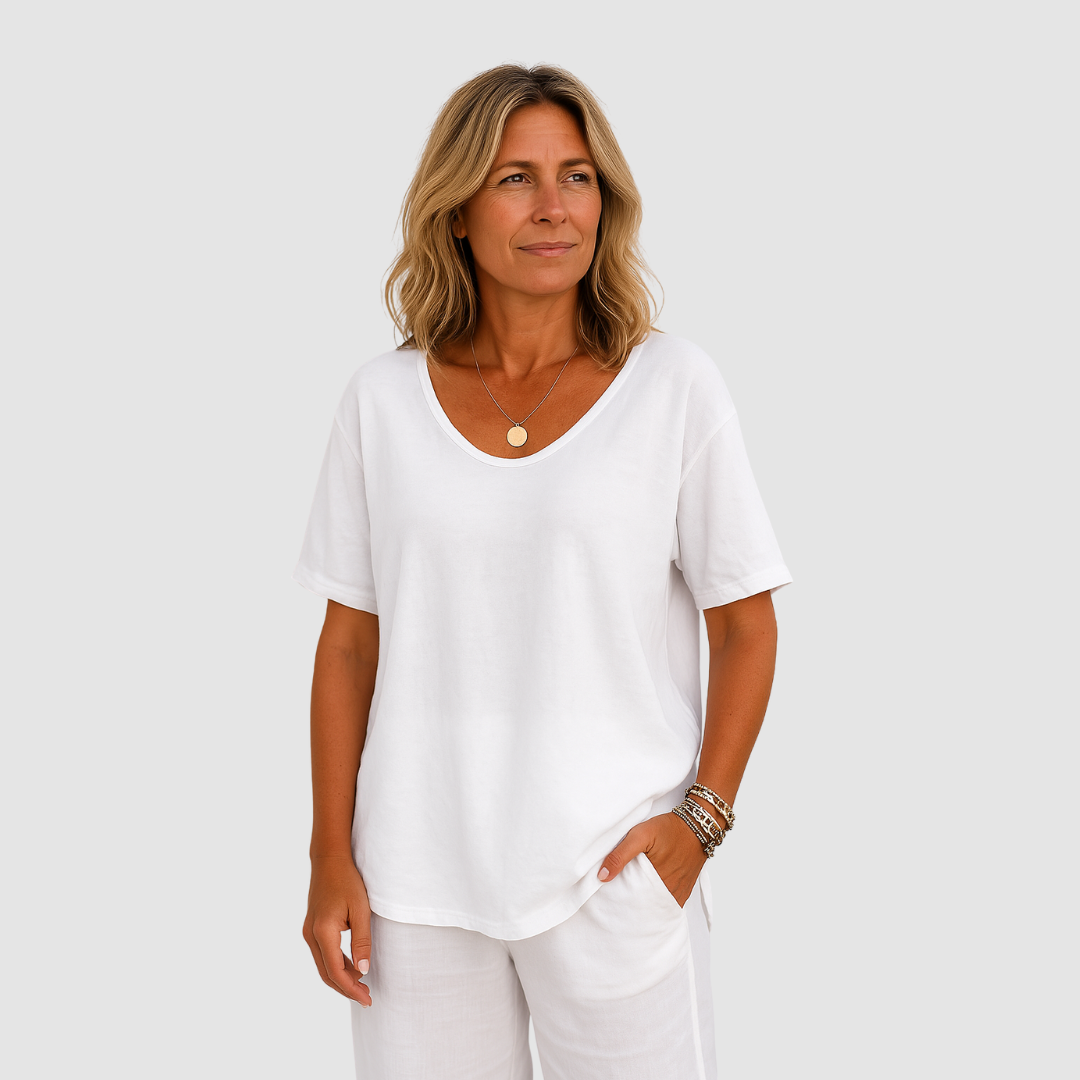 Women's oversized v-neck t-shirt