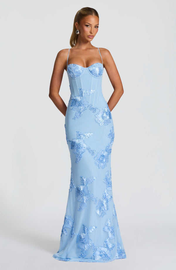 Women's sweetheart-neck floral wedding guest dress